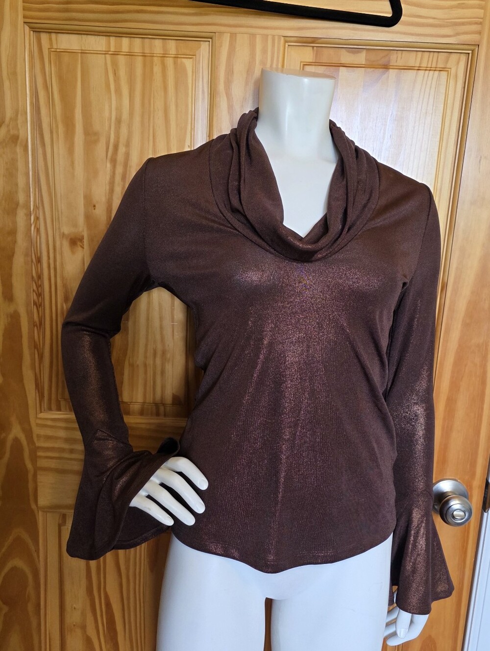 Laura Size M Brown Long Bell Sleeve Metallic Top